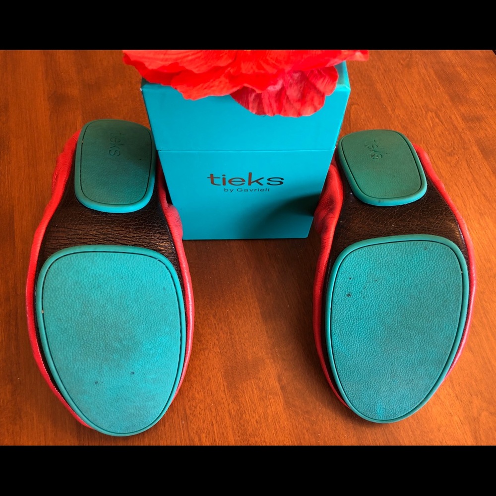 Tiek’s Poppy Leather Flats - Picture 7 of 8